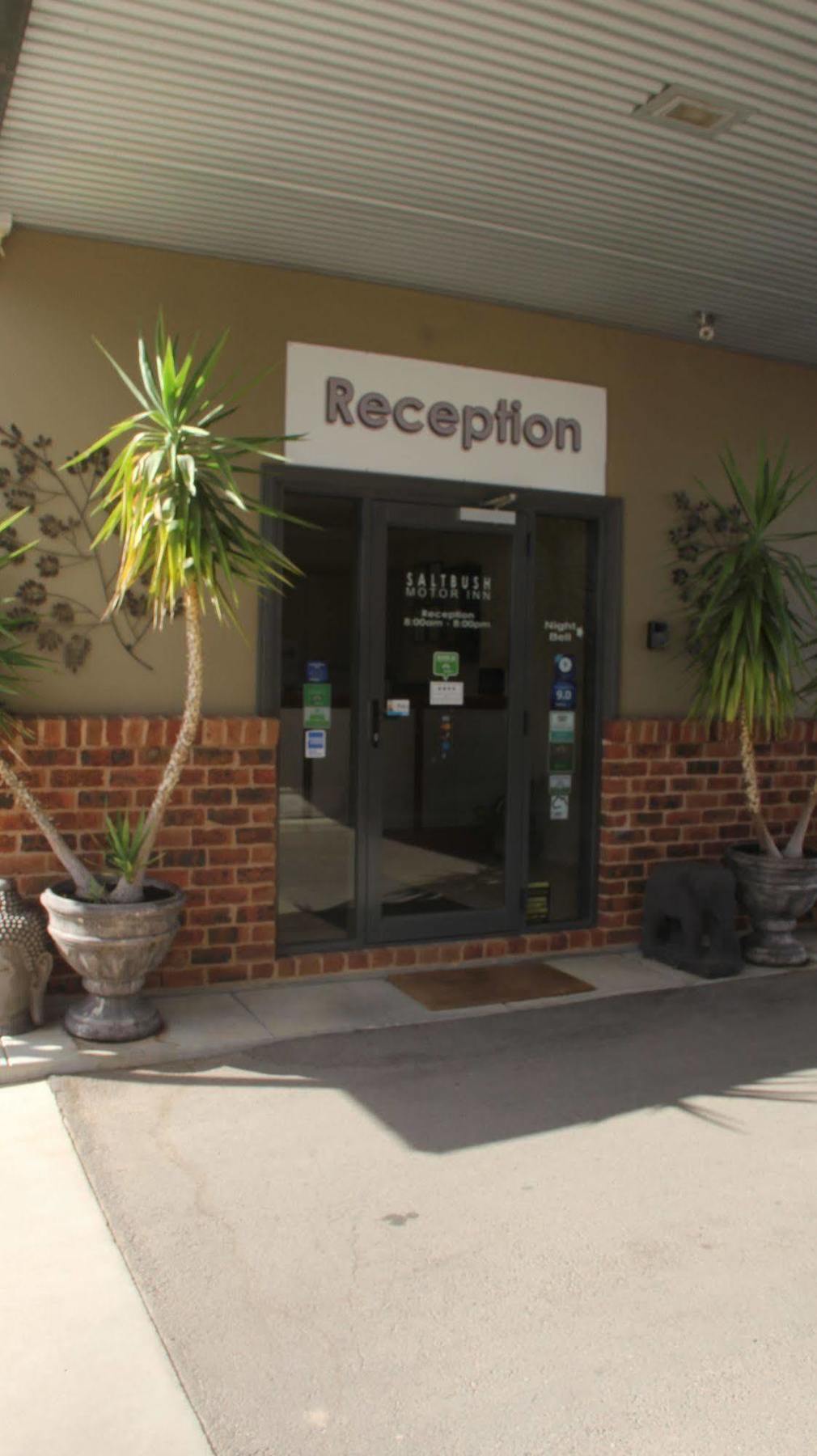 The Saltbush Motor Inn Hay Exteriér fotografie
